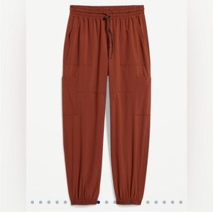 Old Navy Extra High-Waisted StretchTech Cargo Jogger Pants for Women never worn!